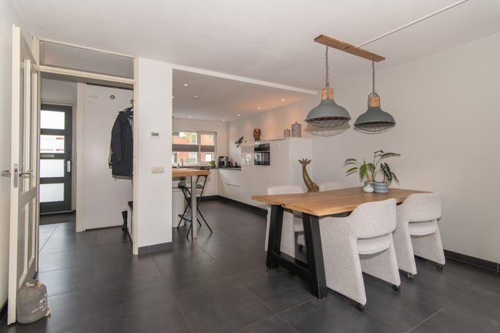 Photo 6 of Hekelingenstraat 32