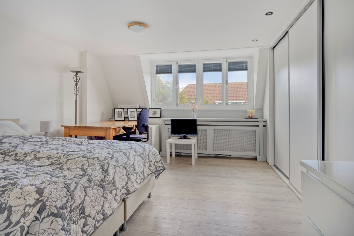 Photo 19 of Nieuwe Maasstraat 92