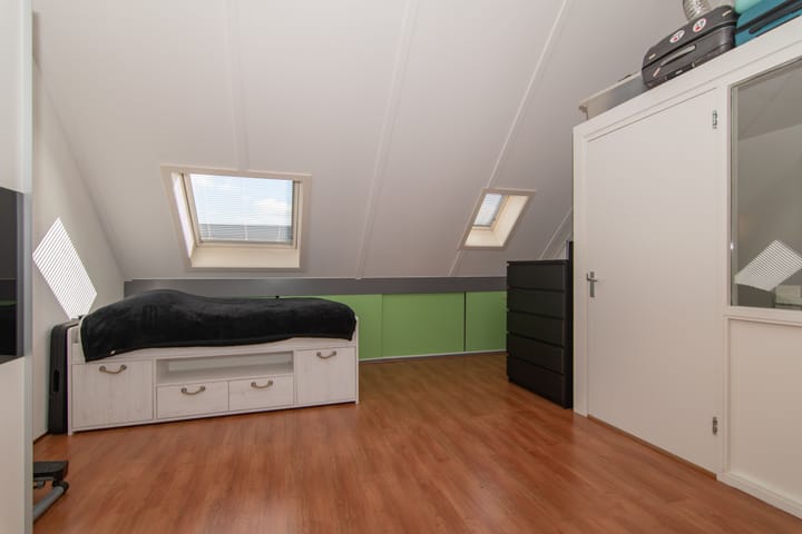 Photo 23 of Hekelingenstraat 32