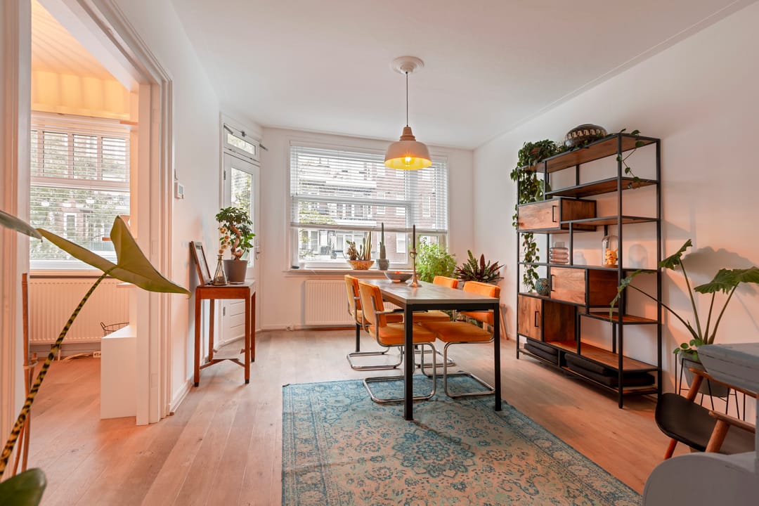 Photo 1 of Trouringhstraat 8-1