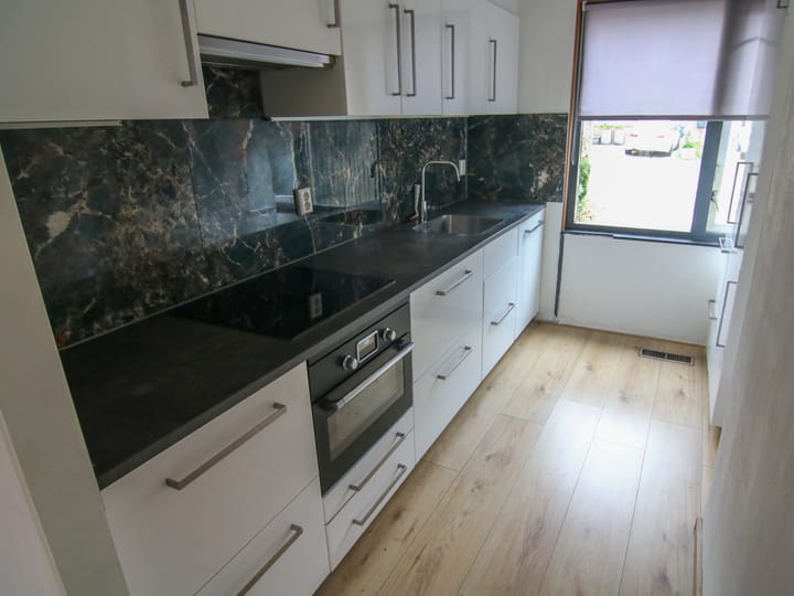 Photo 4 of Bredaweg 18