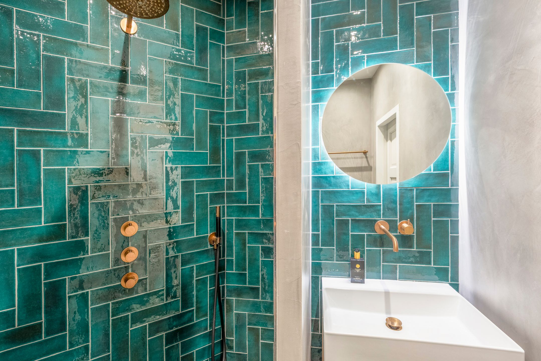 Photo 21 of Trouringhstraat 8-1