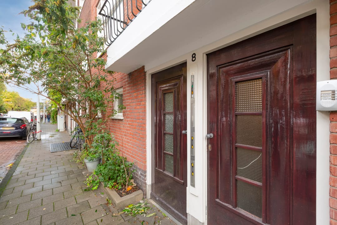Photo 28 of Trouringhstraat 8-1