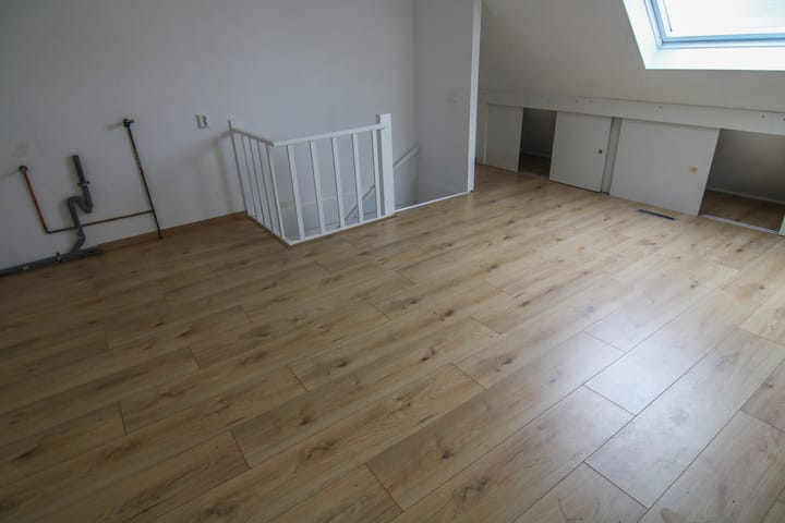 Photo 15 of Bredaweg 18