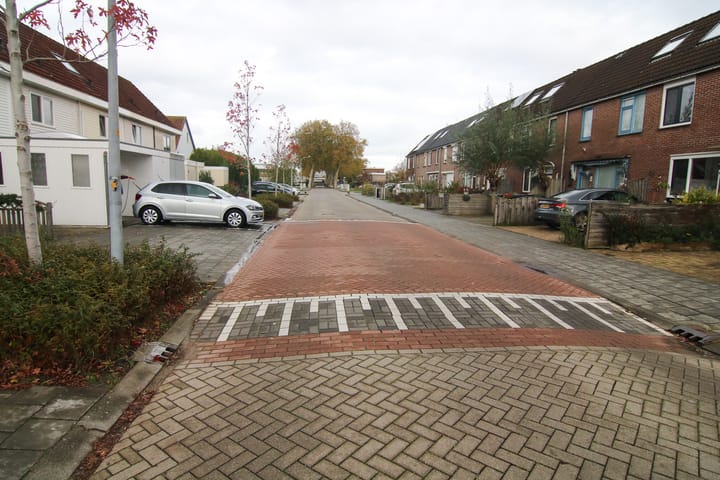 Photo 17 of Bredaweg 18