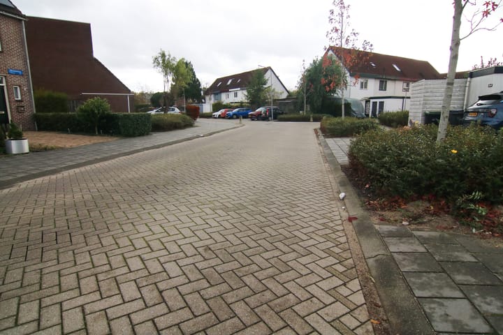 Photo 18 of Bredaweg 18