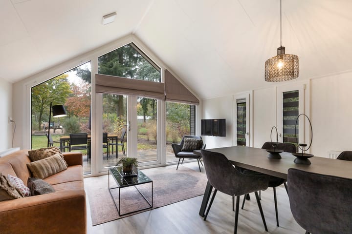 Photo 2 of Koningsweg 14-F5