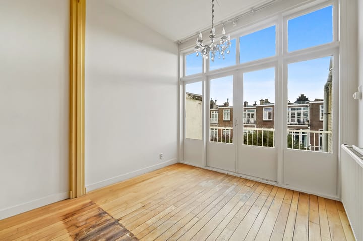 Photo 8 of Van Aerssenstraat 292