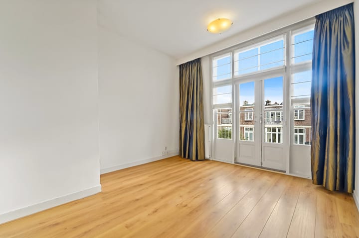 Photo 20 of Van Aerssenstraat 292