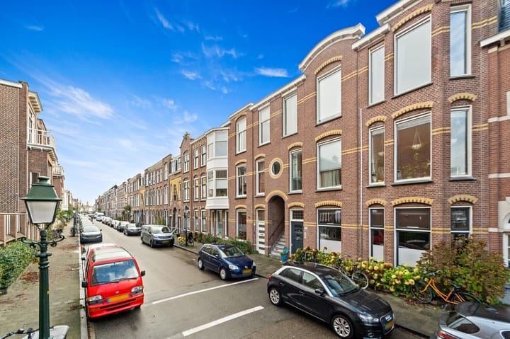 Photo 32 of Van Aerssenstraat 292