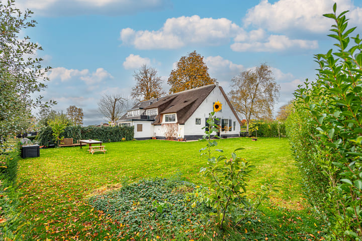 Oud-Loosdrechtsedijk 21