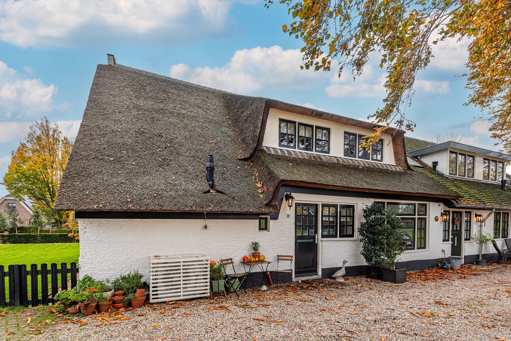 Foto 21 van Oud-Loosdrechtsedijk 21