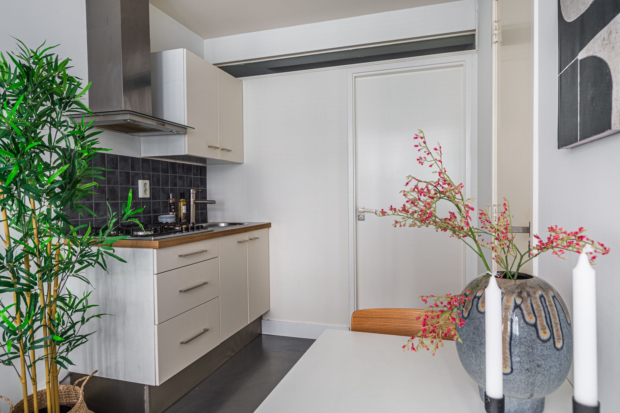 Foto 12 van Tweede Laurierdwarsstraat 56