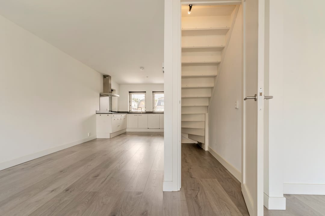 Photo 8 of Havenplein 9