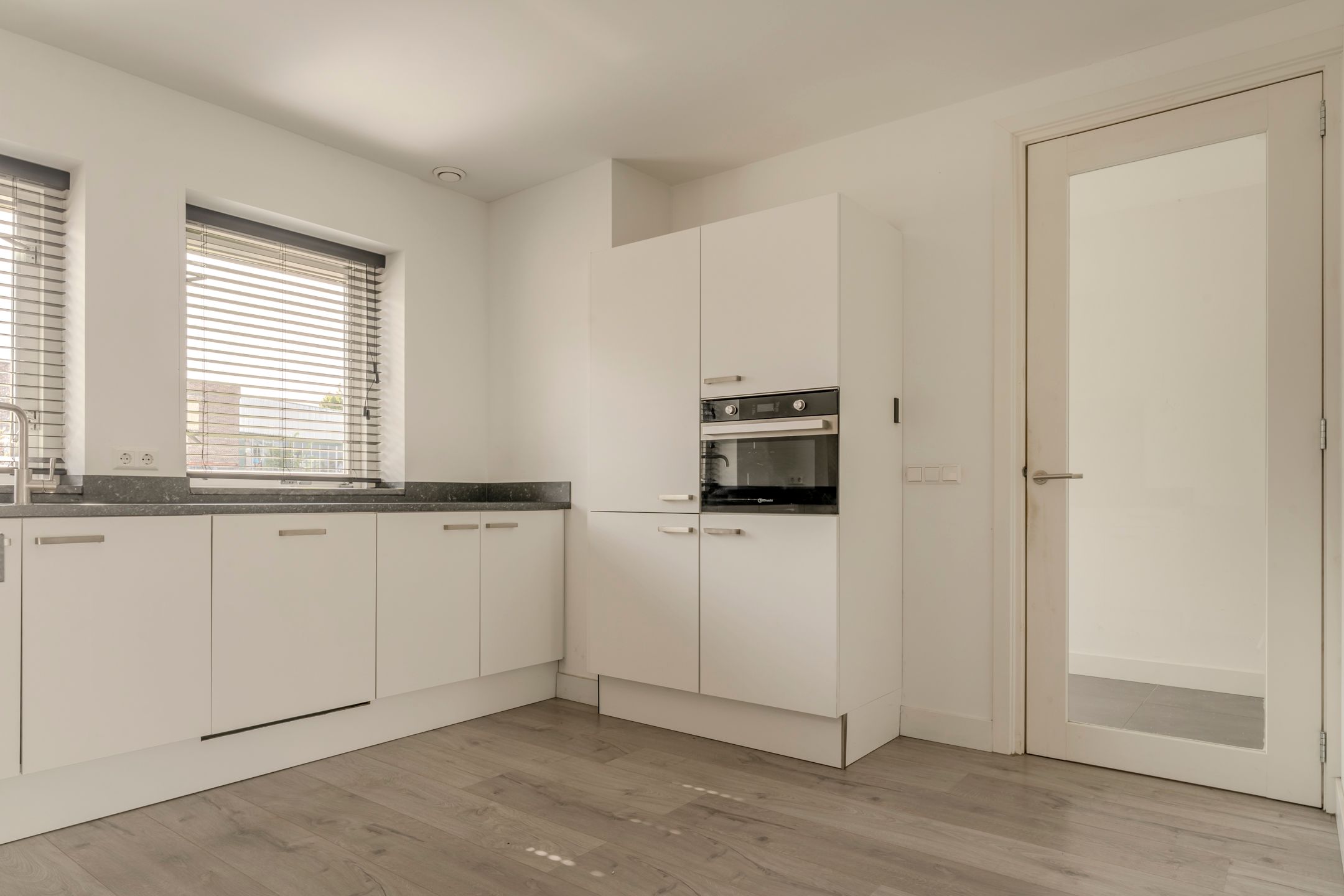 Photo 12 of Havenplein 9