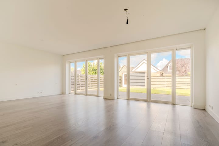 Foto 14 van Havenplein 9