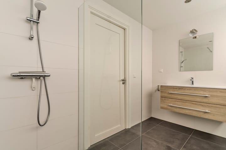 Foto 28 van Havenplein 9