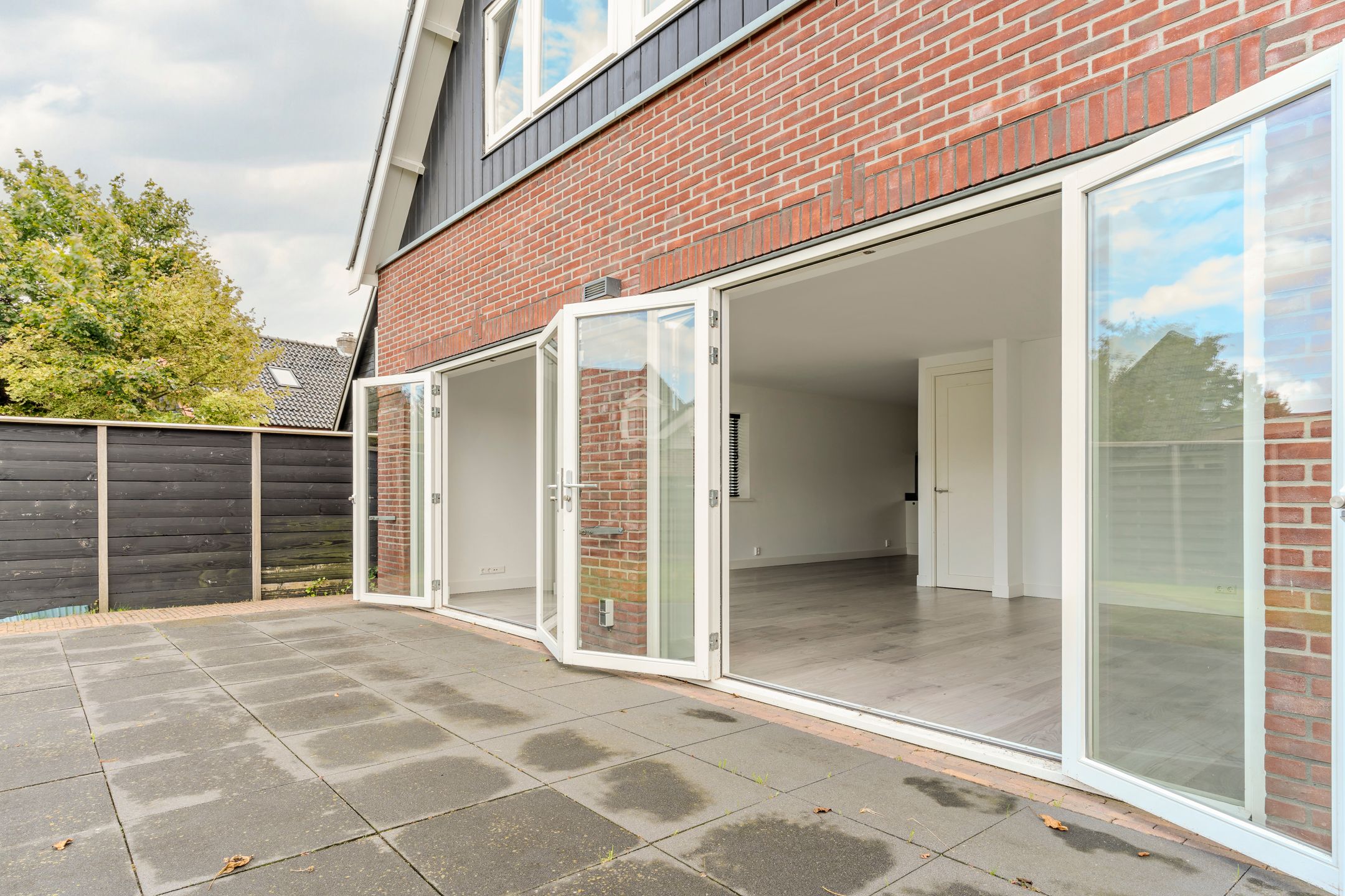 Photo 36 of Havenplein 9