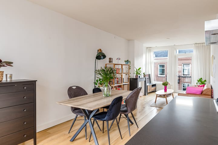 Foto 37 van Sluisstraat 50-3