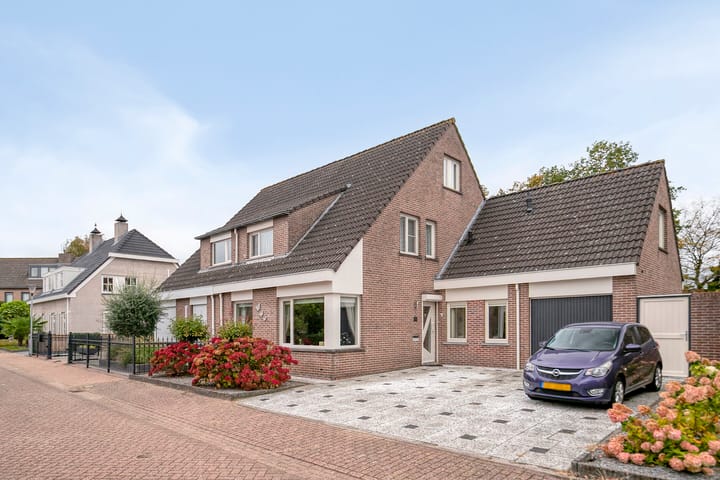 Foto 1 van Volkerak 7