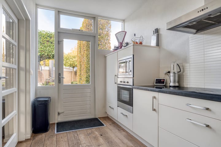 Foto 20 van Oosteinderweg 59