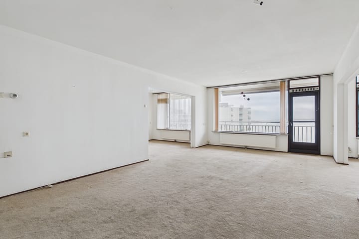 Photo 17 of Churchilllaan 736