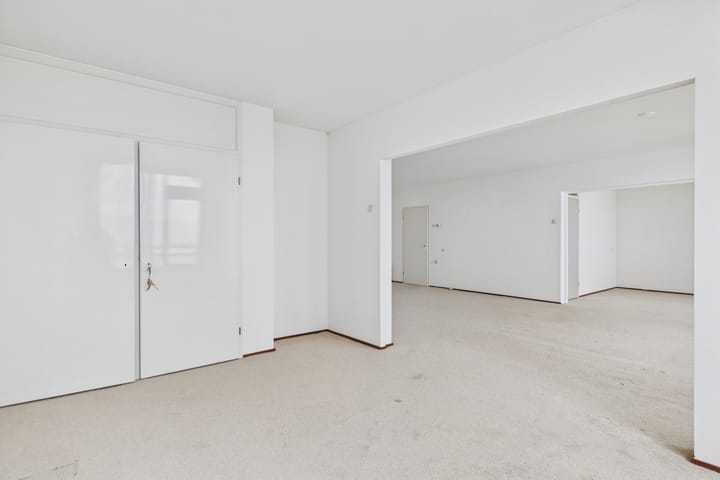 Photo 25 of Churchilllaan 736