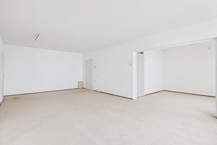 Photo 27 of Churchilllaan 736