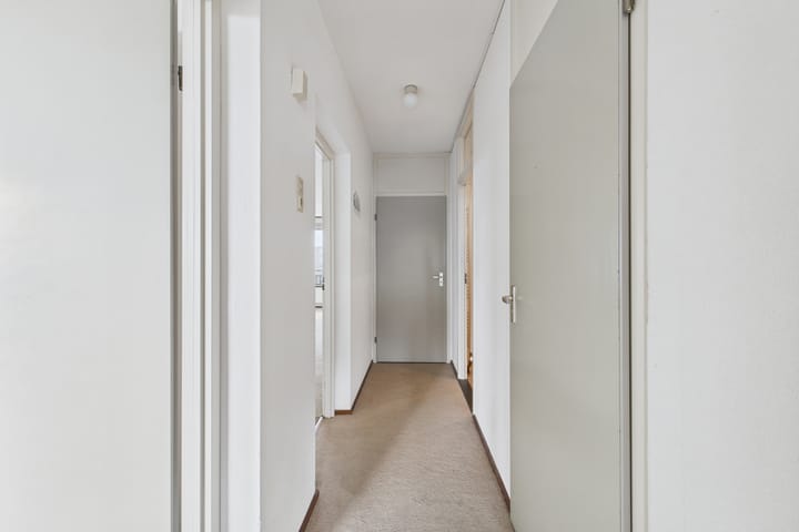 Photo 32 of Churchilllaan 736