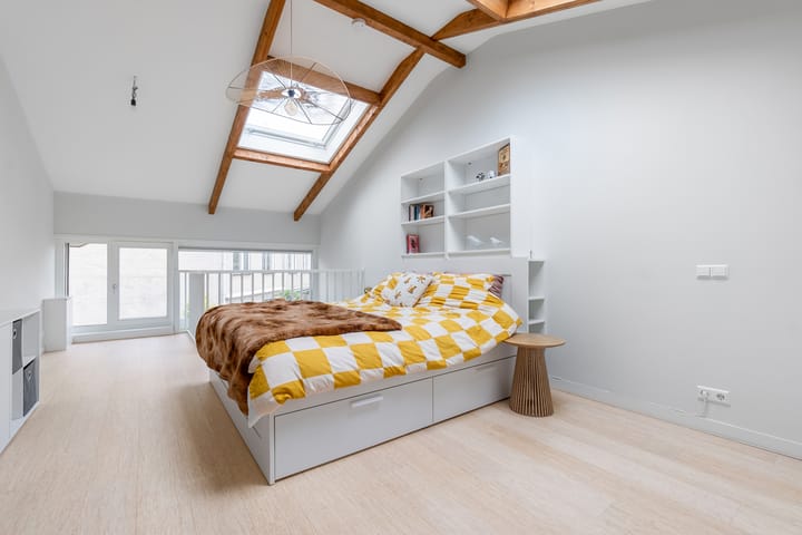 Foto 36 van Carneoolstraat 40-B