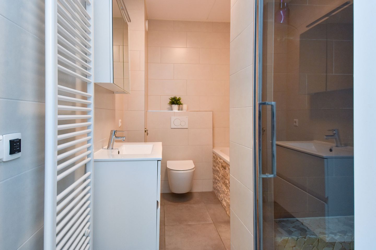 Foto 20 van Lekstraat 135