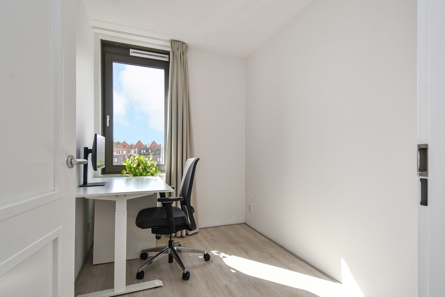 Foto 29 van Lekstraat 135