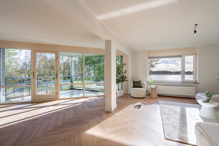 Foto 18 van Fellinilaan 306