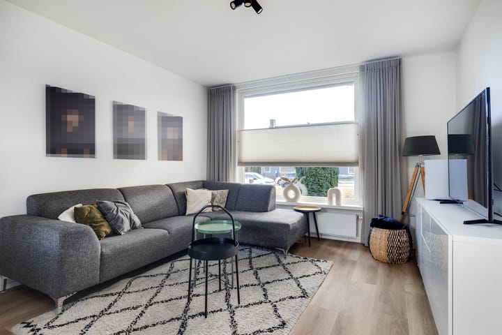 Photo 11 of Mgr. Claessensstraat 51