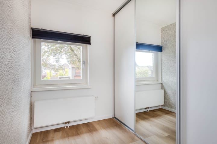 Photo 21 of Mgr. Claessensstraat 51