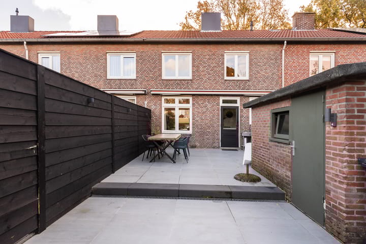 Photo 24 of Mgr. Claessensstraat 51