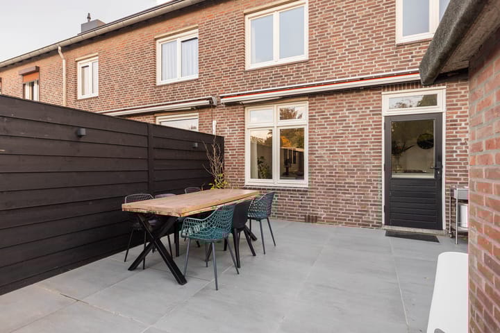 Photo 25 of Mgr. Claessensstraat 51