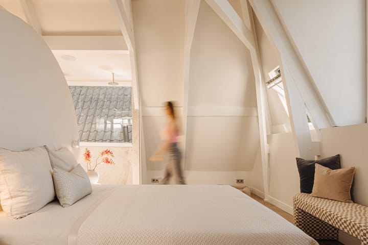 Photo 36 of Vossiusstraat 17-D