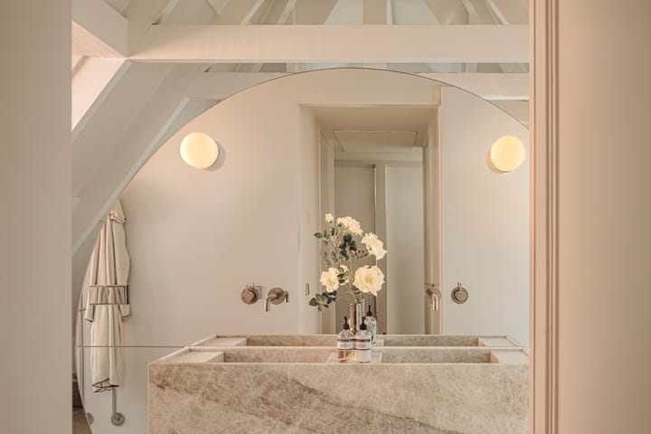 Photo 46 of Vossiusstraat 17-D