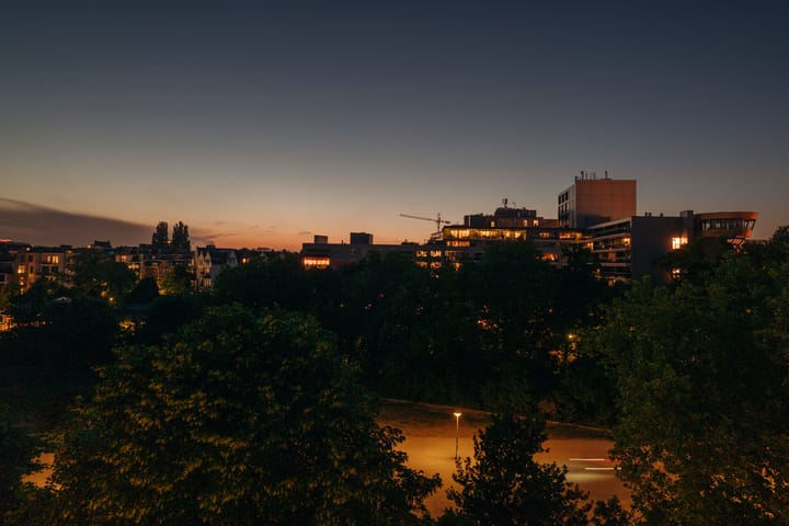 Photo 59 of Vossiusstraat 17-D