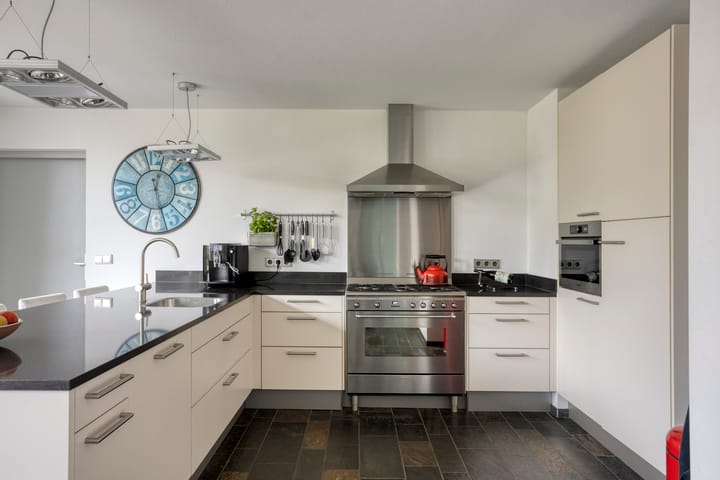 Foto 12 van Limburgerstraat 50