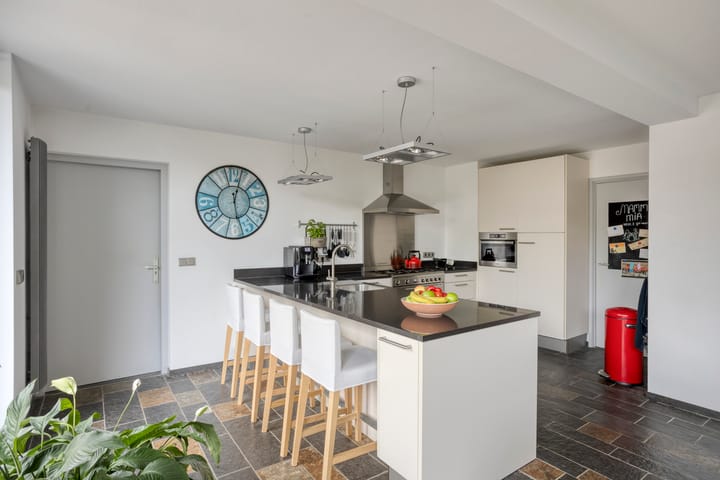 Foto 13 van Limburgerstraat 50