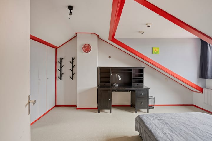 Foto 27 van Limburgerstraat 50