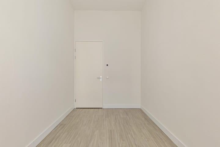 Photo 3 of 1e Lulofsdwarsstraat 10-F