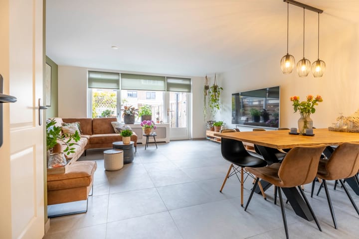 Foto 2 van Zilverschoon 27