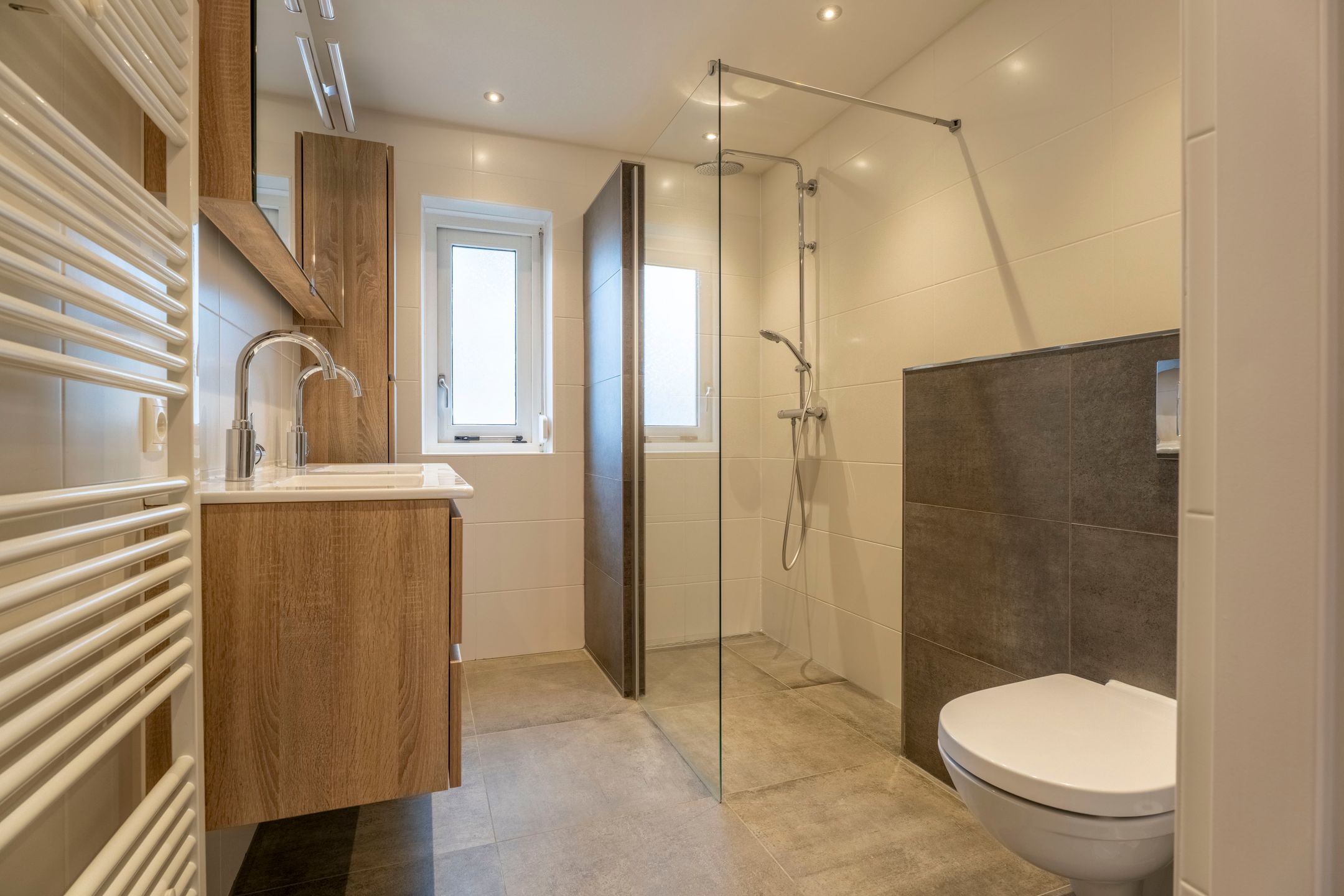 Photo 18 of Zilverschoon 27