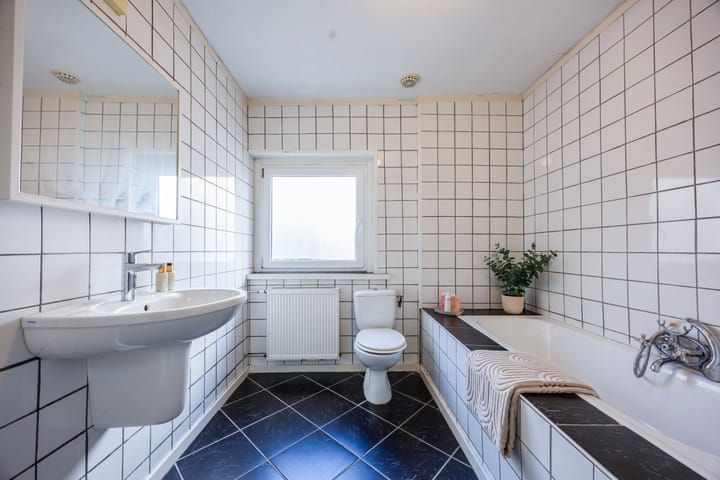 Photo 32 of van Trieststraat 4