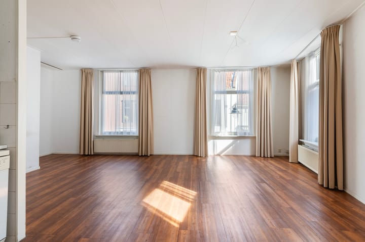 Photo 10 of Spittaalstraat 108-A