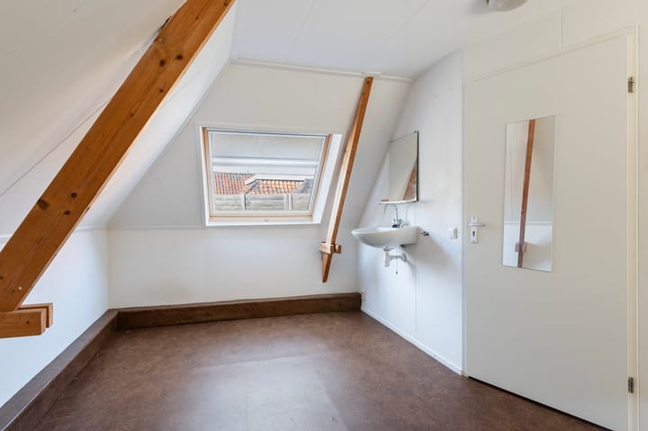 Photo 25 of Spittaalstraat 108-A