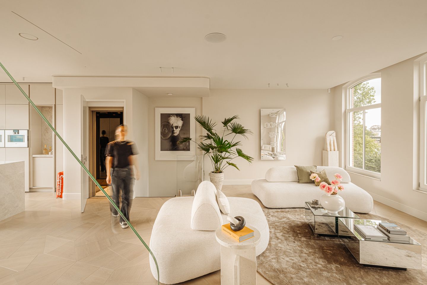 Photo 1 of Vossiusstraat 17-D